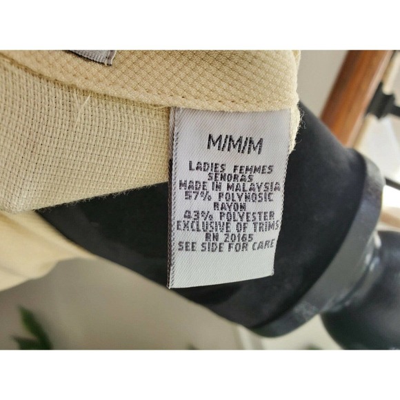 Munsingwear Women's Cream Rayon Buttons Front Long Sleeve Top Shirt Size Medium - Picture 9 of 11